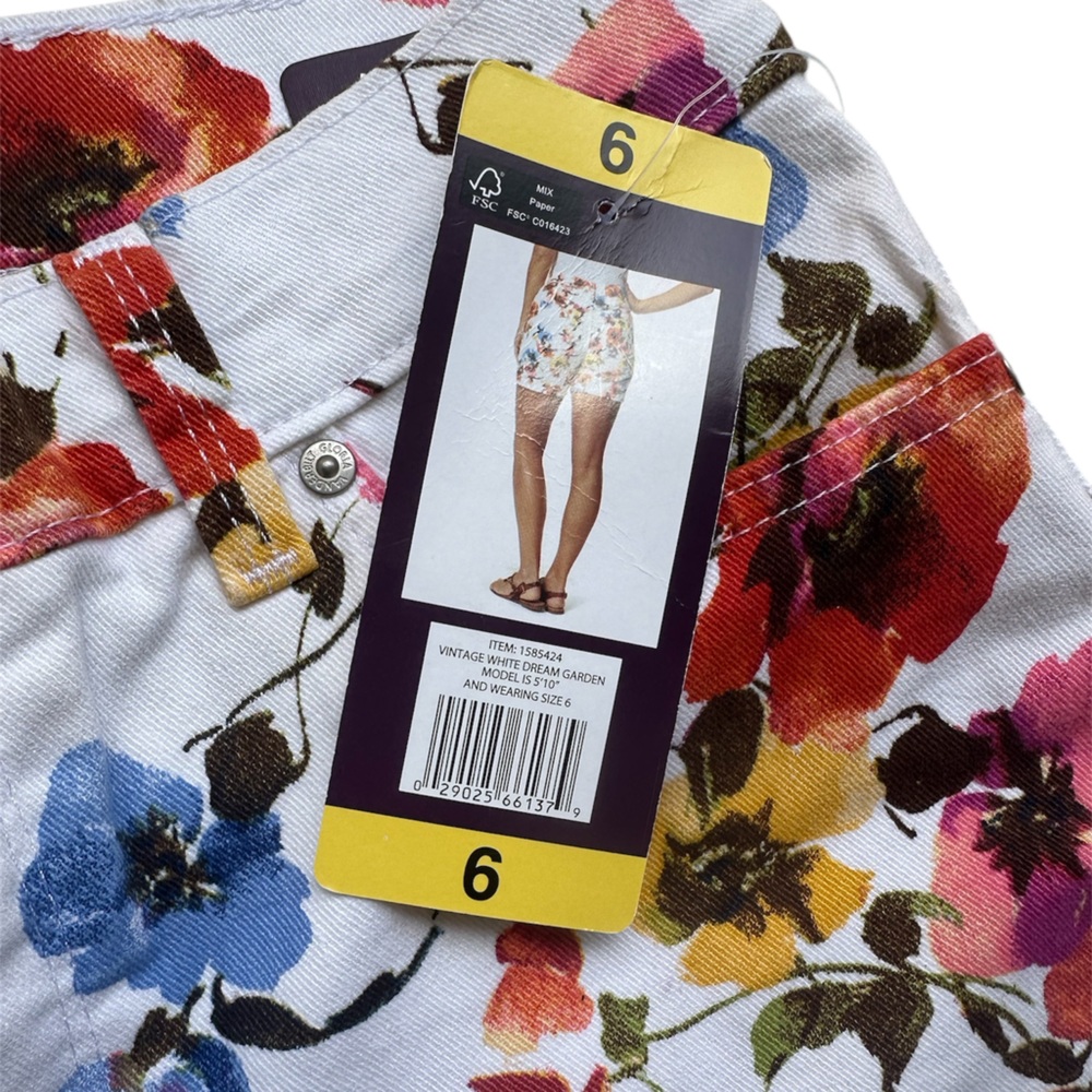 Gloria Vanderbilt Dream Garden High Rise Floral Shorts in Vintage White Sz 6 NEW - Picture 6 of 11